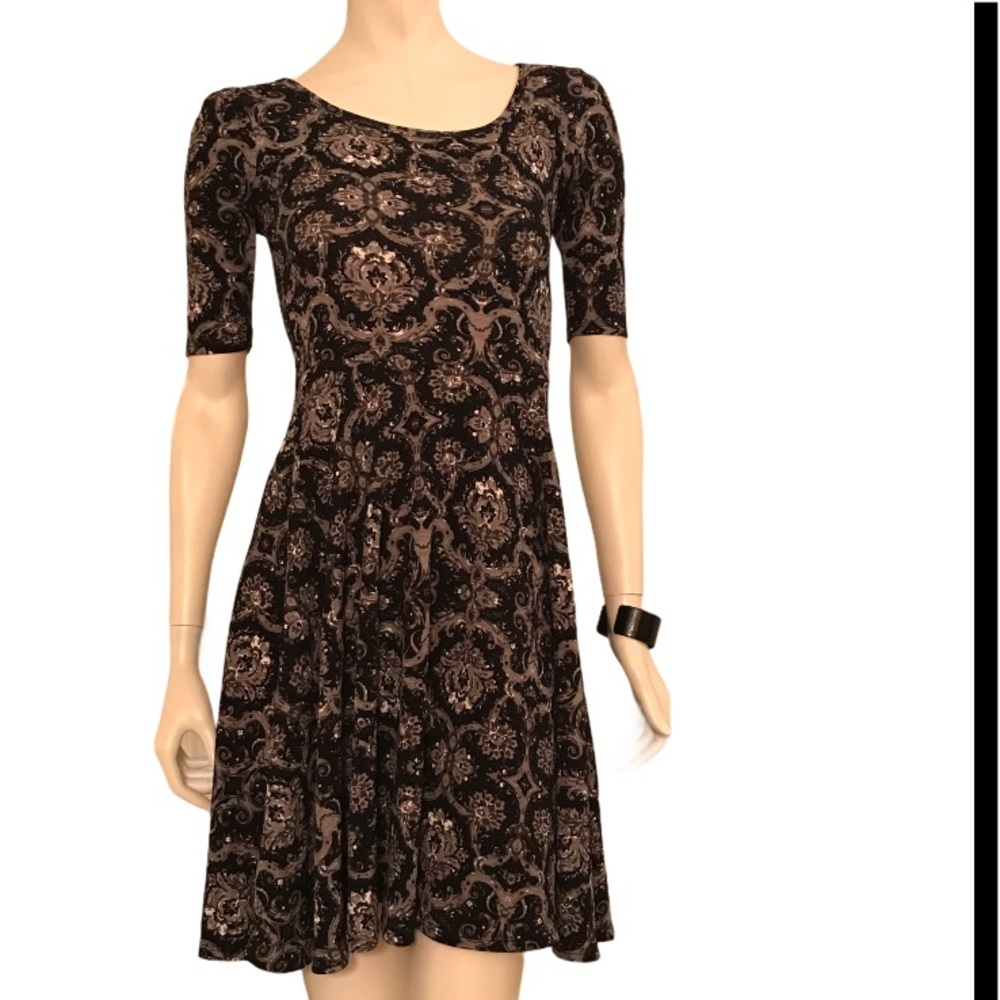 LuLaRoe Nicole Swing Dress Size XS
